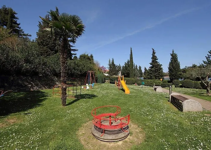 Skolka * 波尔托罗